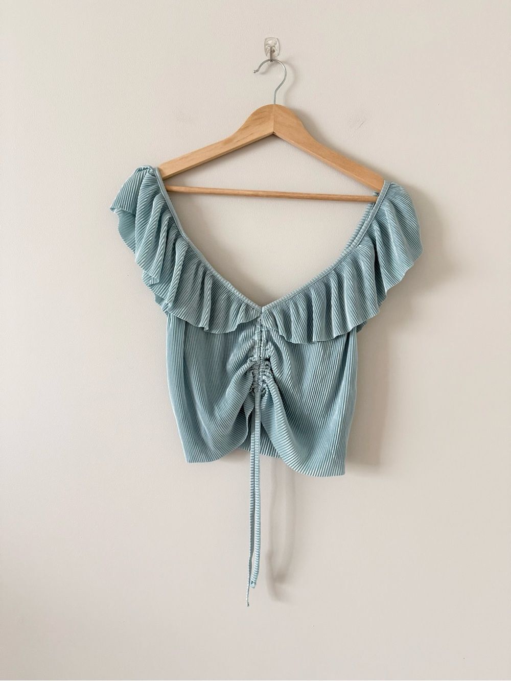Zara Ruffle Neckline Drawstring Top with Pleated Texture in Light Blue Size L